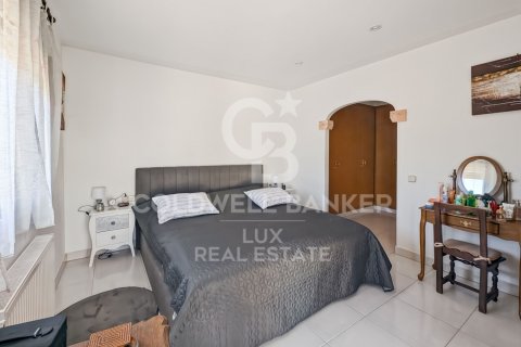 House à vendre à Pau, Girona, Espagne, 3 chambres, 157 m2 No. 178819 - photo 9