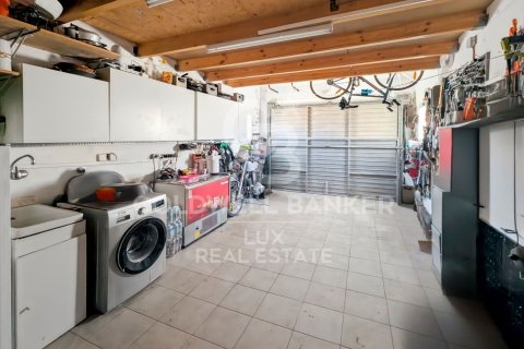 House à vendre à Pau, Girona, Espagne, 3 chambres, 157 m2 No. 178819 - photo 6