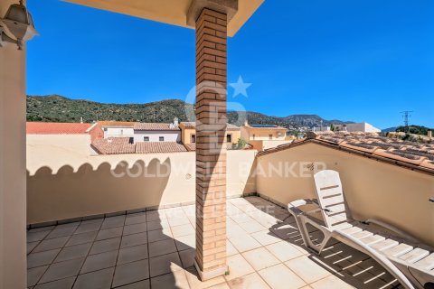 House à vendre à Pau, Girona, Espagne, 3 chambres, 157 m2 No. 178819 - photo 12