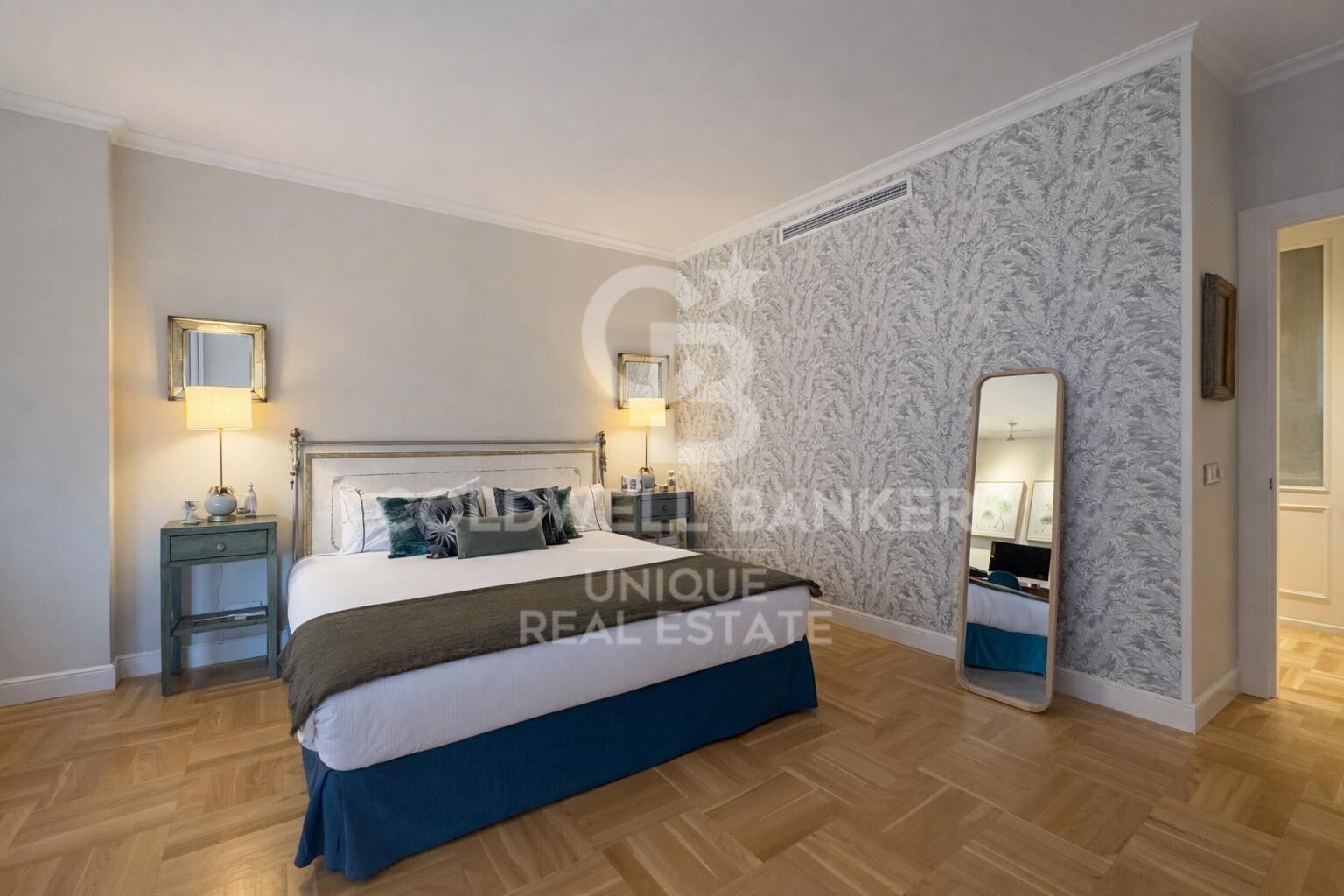 Appartamento a Madrid, Spagna 5 camere da letto, 357 mq. N° 178822