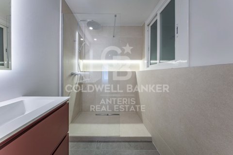Huoneisto myytävänä Barcelona, Espanja, 3 makuuhuonetta, 113 m2 No. 178821 - kuva 24