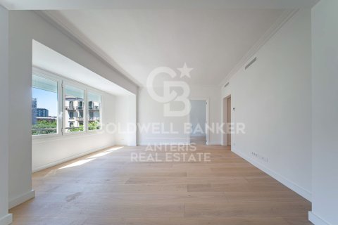 Huoneisto myytävänä Barcelona, Espanja, 3 makuuhuonetta, 113 m2 No. 178821 - kuva 10
