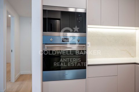 Huoneisto myytävänä Barcelona, Espanja, 3 makuuhuonetta, 113 m2 No. 178821 - kuva 7