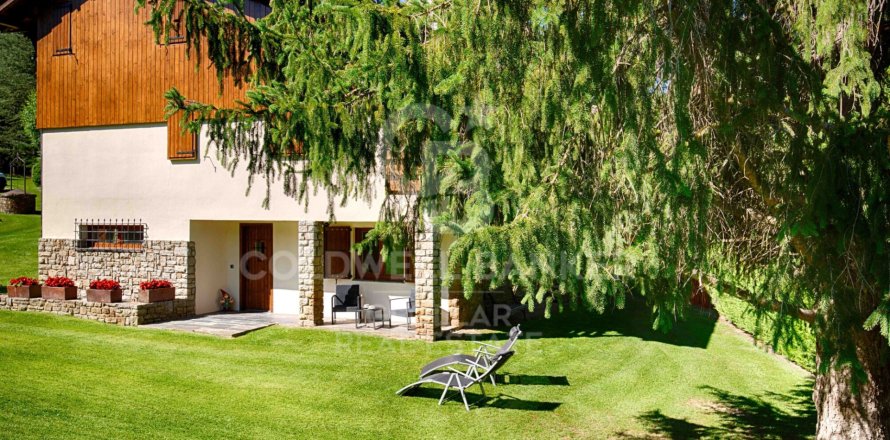 Apartment à Girona, Espagne 3 chambres, 104 m2 No. 158249