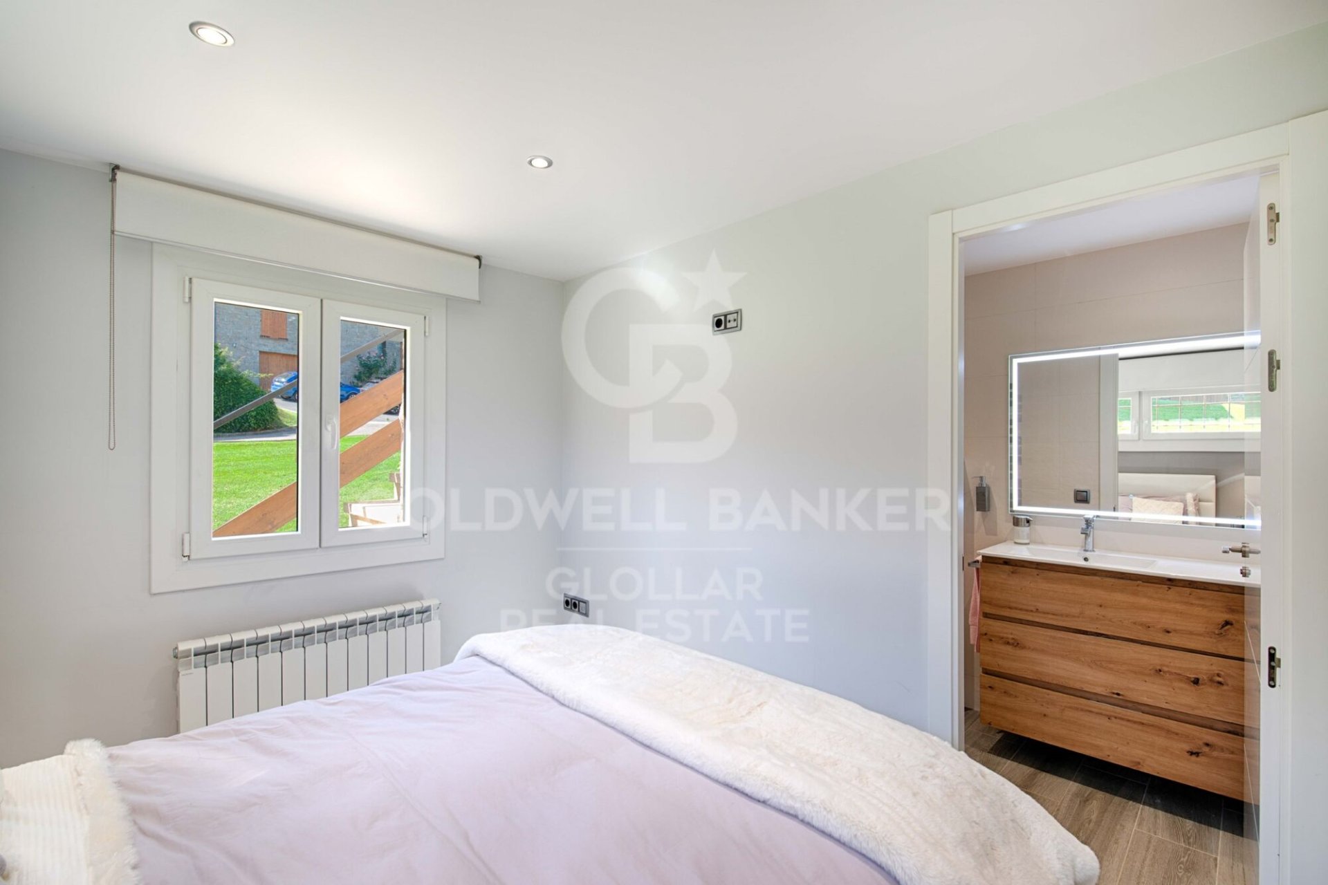 Appartamento a Girona, Spagna 3 camere da letto, 104 mq. N° 158249