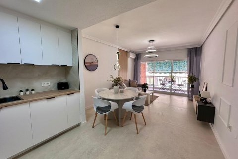 Apartment for sale in Torrevieja, Alicante, Spain 2 bedrooms, 65 sq.m. No. 190229 - photo 22