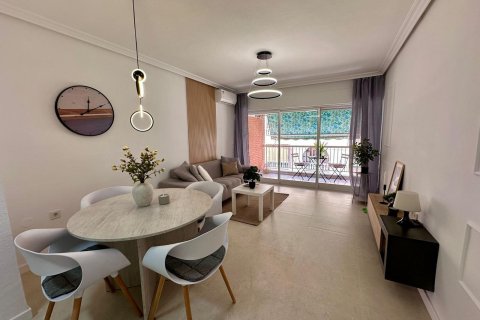 Apartament w Torrevieja, Alicante, Hiszpania 2 sypialnie, 65 mkw. nr 190229