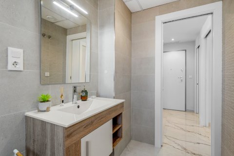 Apartment for sale in Playa Flamenca II, Alicante, Spain 2 bedrooms, 78 sq.m. No. 190233 - photo 21