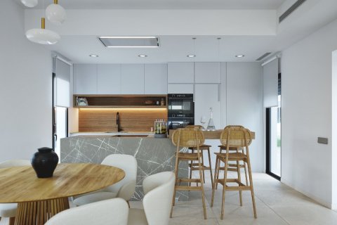 Villa for sale in Alicante, Spain 3 bedrooms, 148 sq.m. No. 144939 - photo 6