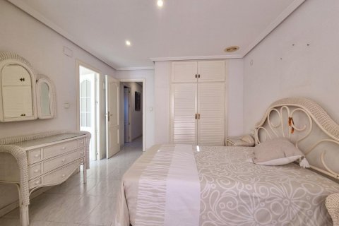 Duplex à vendre Santa Pola, Alicante, Espagne, 4 chambres, 255 m2 No. 136737 - photo 28