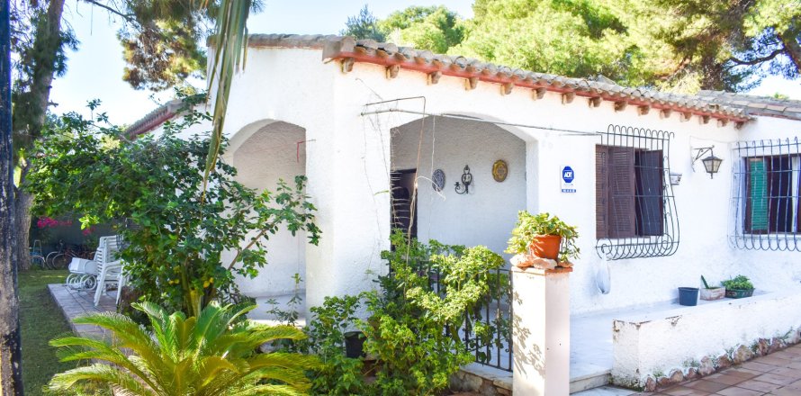 Villa Punta Prima, Alicante, Spagna 4 camere da letto, 150 mq. N° 136733