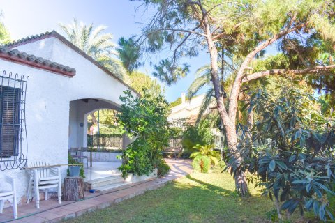Villa in vendita Punta Prima, Alicante, Spagna 4 camere da letto, 150 mq. N° 136733 - foto 14