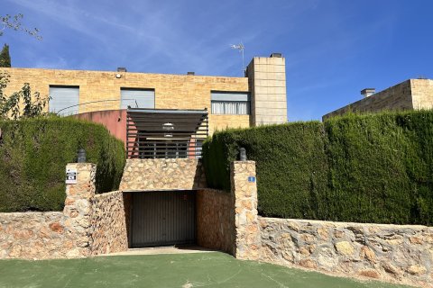 Villa for sale Dehesa De Campoamor, Alicante, Spain 4 bedrooms, 414 sq.m. No. 136736 - photo 7