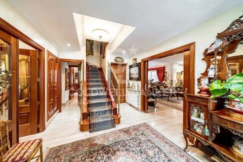 Villa zum Verkauf in Madrid, Spanien 6 Schlafzimmer, 795 m2 Nr. 157434 - Foto 13