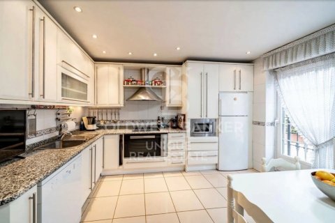 Villa zum Verkauf in Madrid, Spanien 6 Schlafzimmer, 795 m2 Nr. 157434 - Foto 18