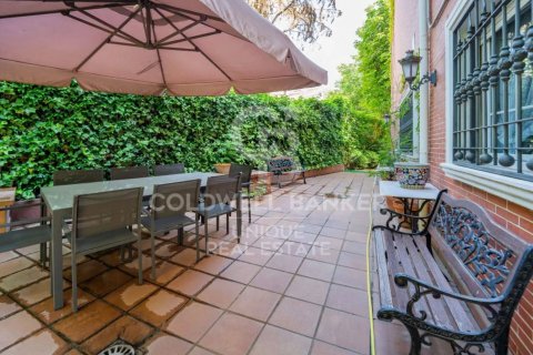 Villa zum Verkauf in Madrid, Spanien 6 Schlafzimmer, 795 m2 Nr. 157434 - Foto 6