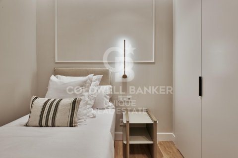 Apartamento en venta en Madrid, España 3 dormitorios, 110 m2 No. 157431 - foto 15