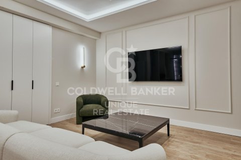 Apartamento en venta en Madrid, España 3 dormitorios, 110 m2 No. 157431 - foto 4