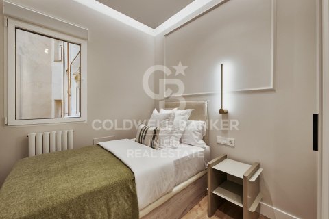 Apartamento en venta en Madrid, España 3 dormitorios, 110 m2 No. 157431 - foto 12
