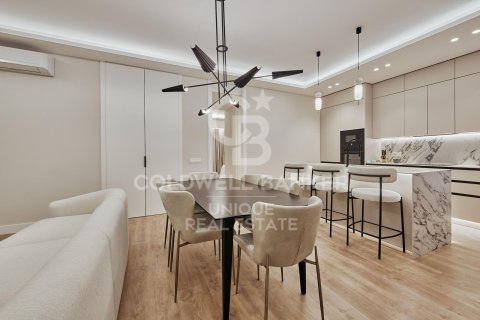 Apartamento en venta en Madrid, España 3 dormitorios, 110 m2 No. 157431 - foto 28