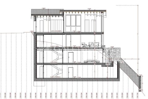 Villa for sale in Principado De Andorra (Ninguna Poblacion Tiene C.P.), Lleida, Spain 5 bedrooms, 465 sq.m. No. 157429 - photo 17
