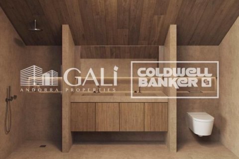 Villa for sale in Principado De Andorra (Ninguna Poblacion Tiene C.P.), Lleida, Spain 5 bedrooms, 465 sq.m. No. 157429 - photo 8