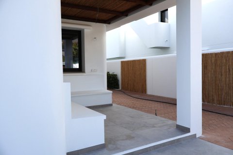 Villa till salu Albir, Alicante, Spanien 4 sovrum, 203 kvm. Nr. 135034 - foto 13