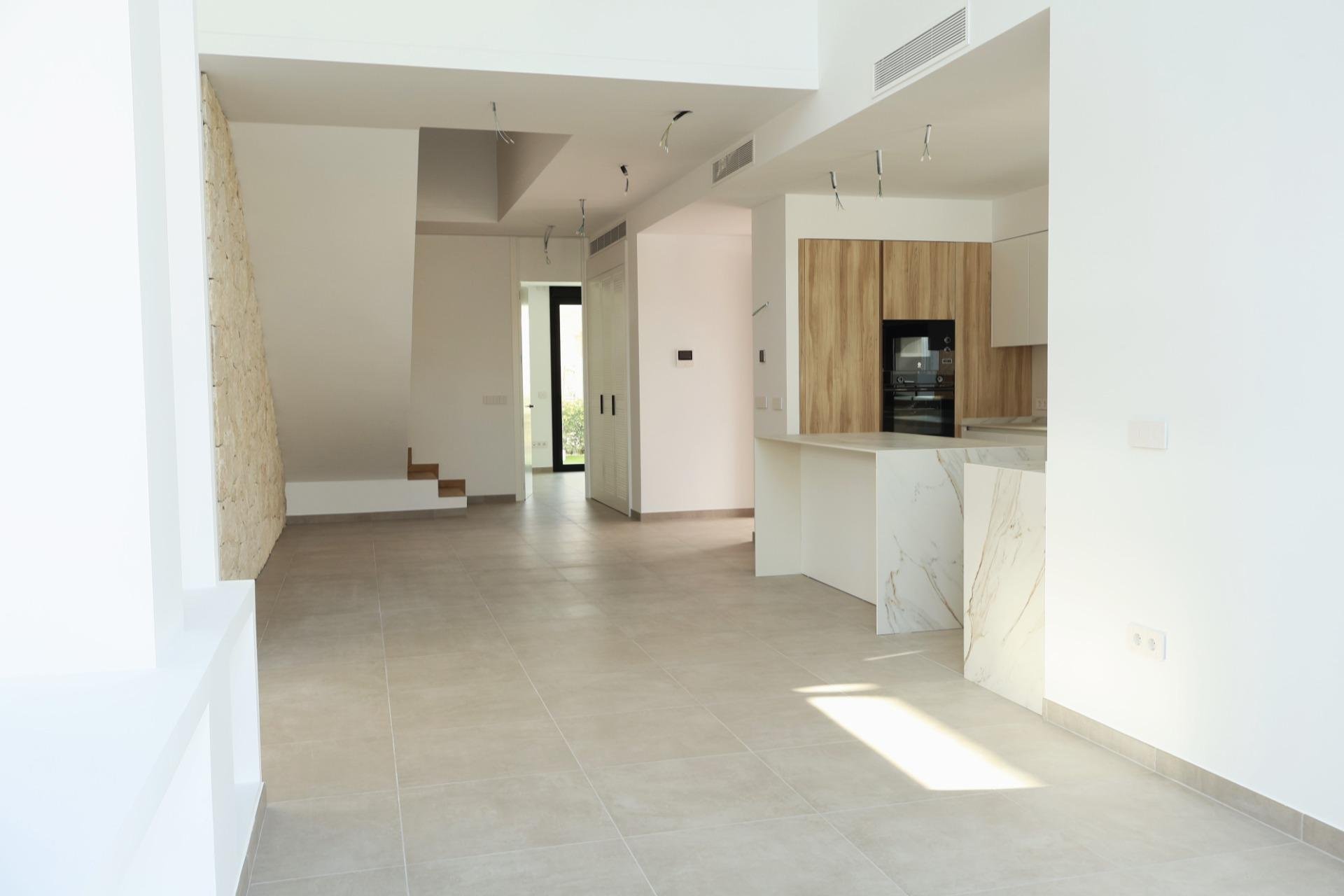 Villa en Albir, Alicante, España 4 dormitorios, 203 m2 No. 135034