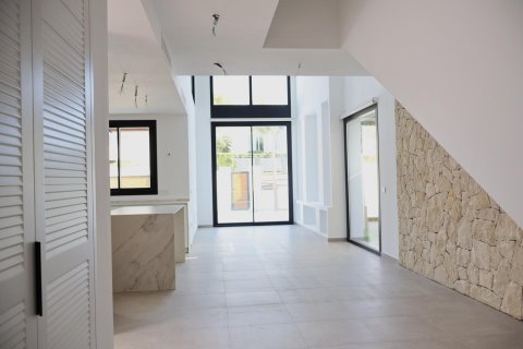 Villa till salu Albir, Alicante, Spanien 4 sovrum, 203 kvm. Nr. 135034 - foto 15