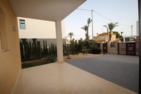 Villa for sale Alicante, Spain 5 bedrooms, 477 sq.m. No. 115504 - photo 25