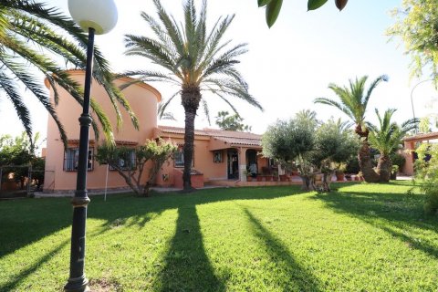 Villa for sale Torrevieja, Alicante, Spain 5 bedrooms, 380 sq.m. No. 115499 - photo 30