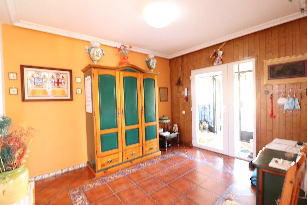 Huvila Torrevieja, Alicante, Espanja 5 makuuhuonetta, 380 m2 No. 115499