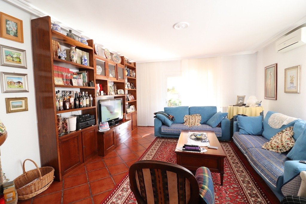 Huvila Torrevieja, Alicante, Espanja 5 makuuhuonetta, 380 m2 No. 115499
