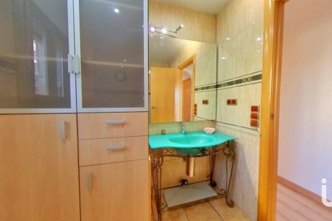 Сasa en venta en Castelldefels, Barcelona, España 4 dormitorios, 342 m2 No. 154159 - foto 15