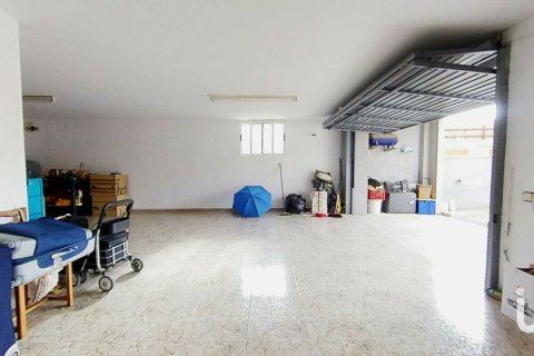 Māja pārdošanā Llorenc Del Penedes, Tarragona, Spānijā 3 istabas, 318 m2 Nr. 154157 - attēls 23