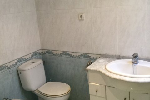 Dom w Vilanova i la Geltru, Barcelona, Hiszpania 3 sypialnie, 212 mkw. nr 154158 – zdjęcie 9