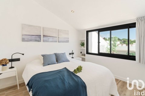 Huvila myytävänä Sant Pol de Mar, Barcelona, Espanja, 5 makuuhuonetta, 285 m2 No. 154156 - kuva 15