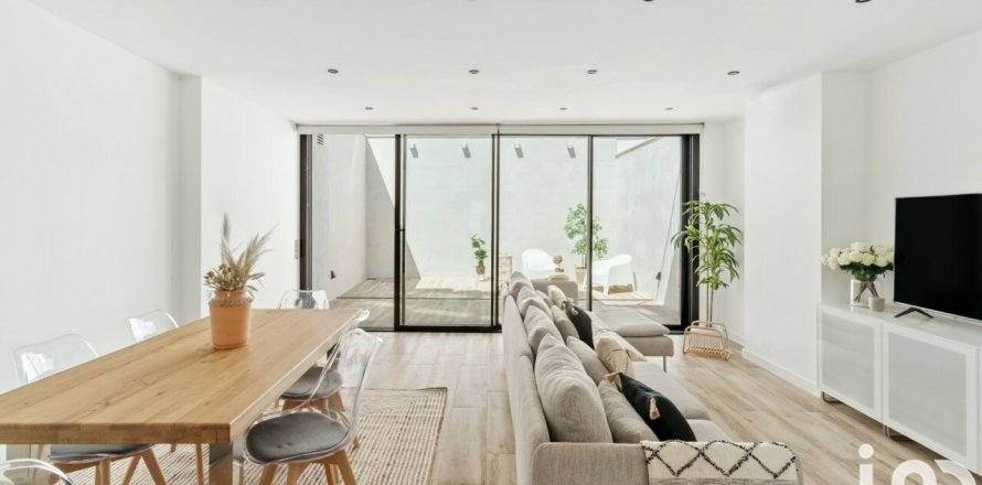 Huvila Sant Pol de Mar, Barcelona, Espanja 5 makuuhuonetta, 285 m2 No. 154156