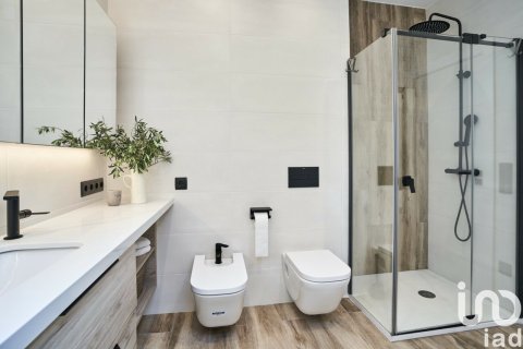 Huvila myytävänä Sant Pol de Mar, Barcelona, Espanja, 5 makuuhuonetta, 285 m2 No. 154156 - kuva 18