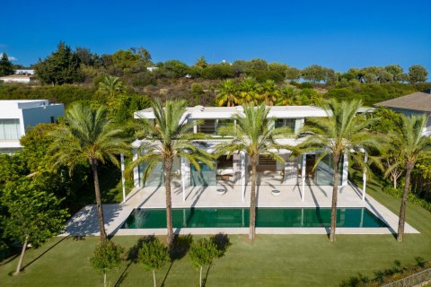 Villa in Casares, Malaga, Spain 4 bedrooms, 578 sq.m. No. 169224
