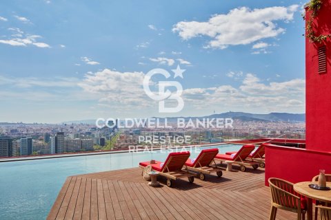 Apartment for sale in Barcelona, Spain 1 bedroom, 100 sq.m. No. 160386 - photo 1