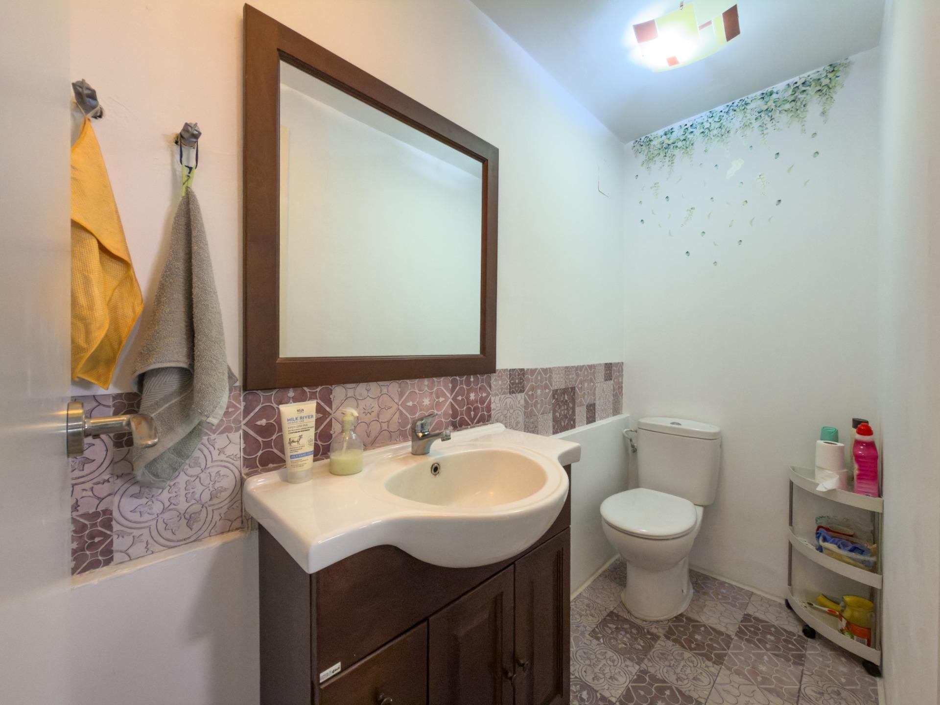 Commercial property in San Martin de Valdeiglesias, Madrid, Spain 1 bedroom, 52 sq.m. No. 182879
