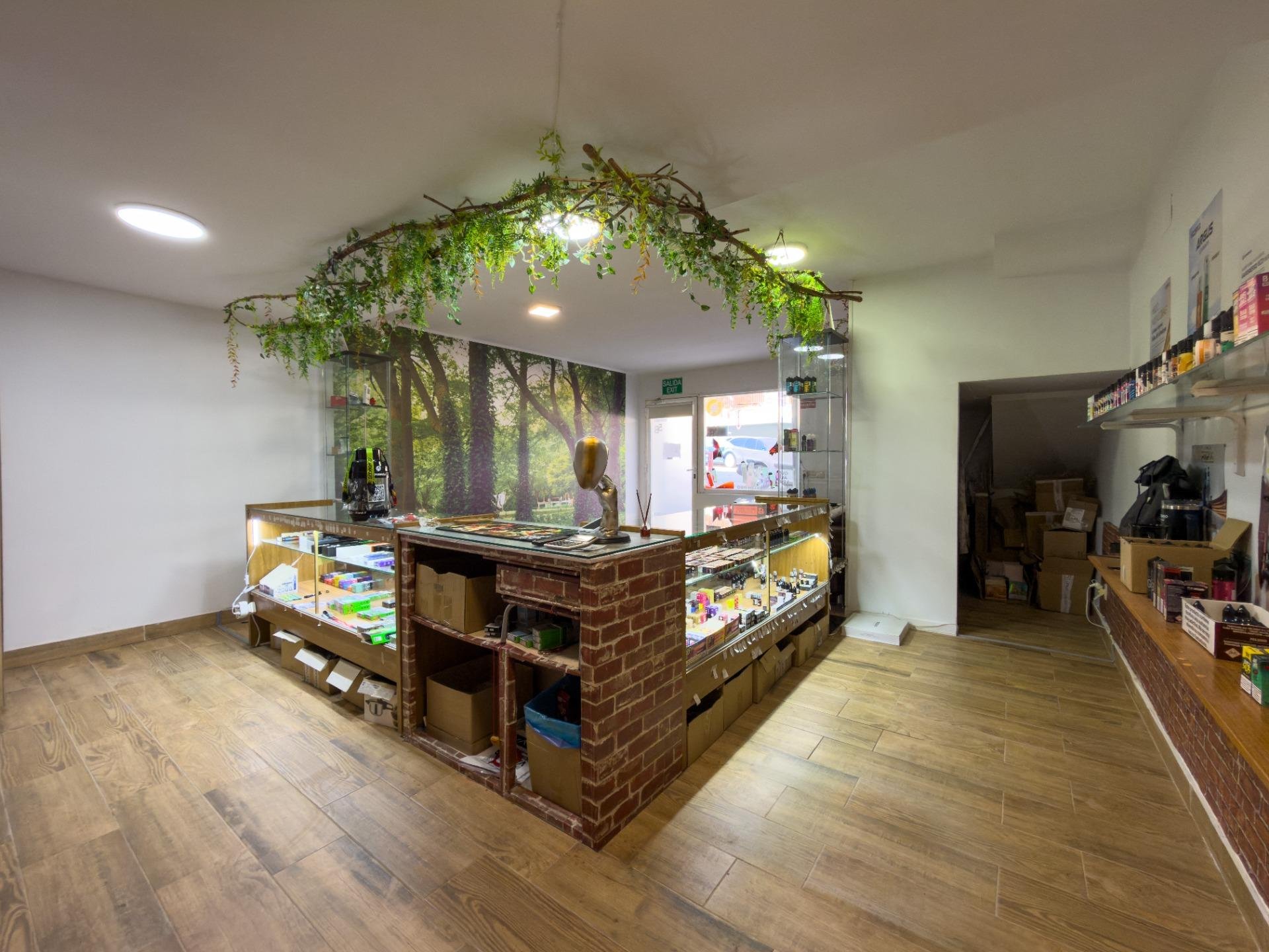 Commercial property in San Martin de Valdeiglesias, Madrid, Spain 1 bedroom, 52 sq.m. No. 182879