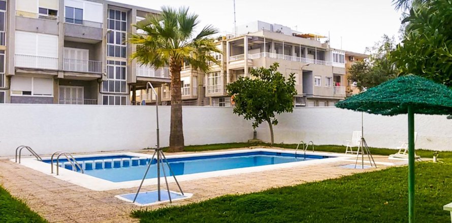 Wohnung in Torrevieja, Alicante, Spanien 51 m2 Nr. 182881