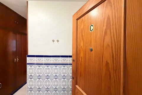 Apartament w Torrevieja, Alicante, Hiszpania 1 sypialnia, 44 mkw. nr 182876 – zdjęcie 2