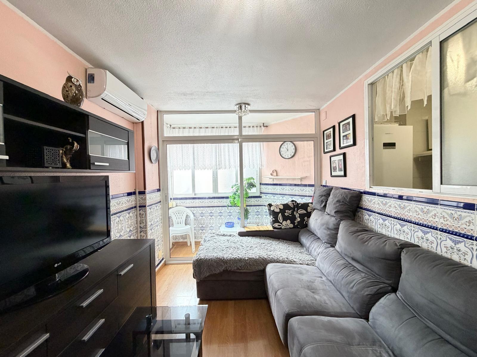 Apartment in Torrevieja, Alicante, Spain 1 bedroom, 44 sq.m. No. 182876