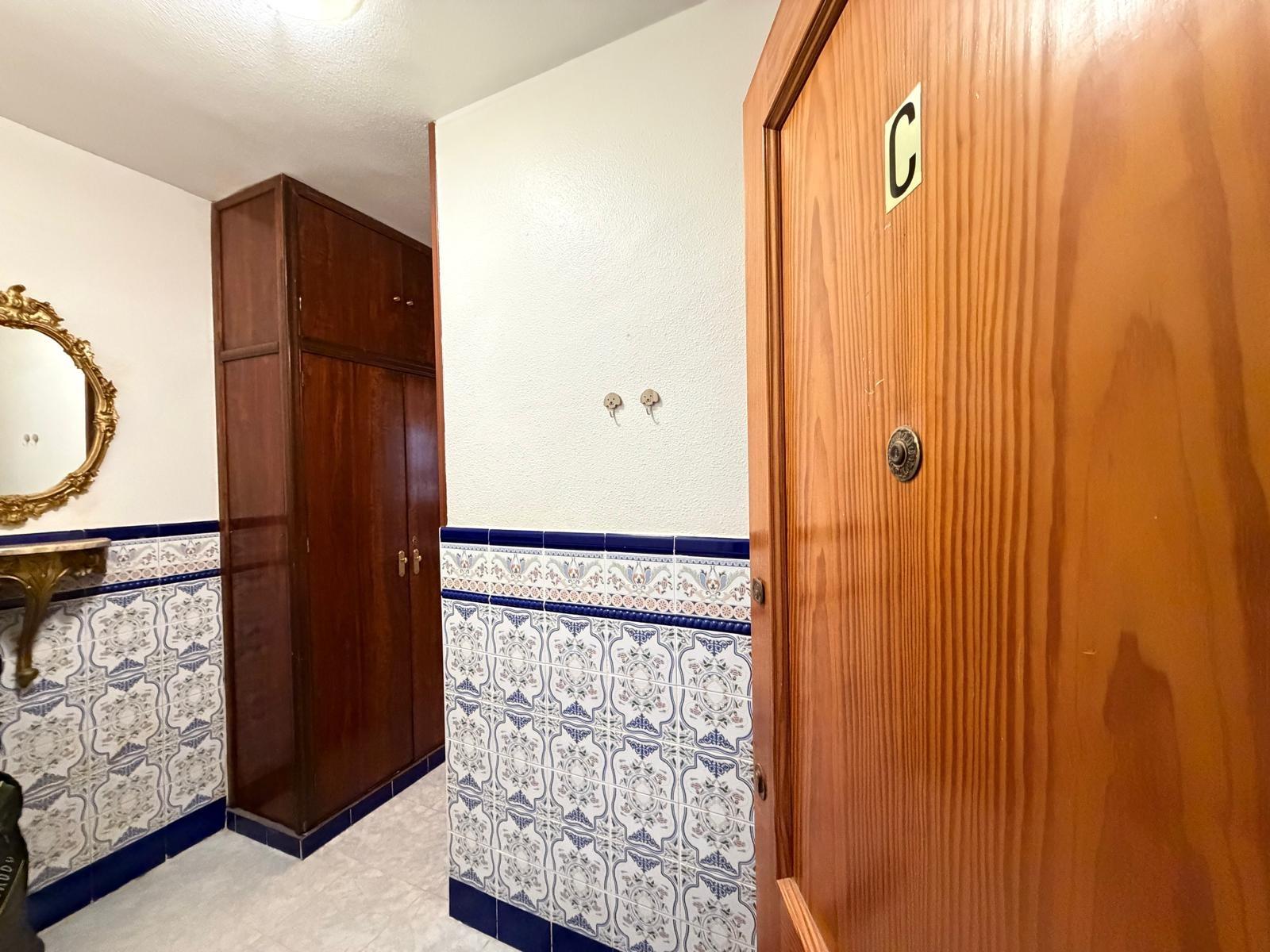 Apartment in Torrevieja, Alicante, Spain 1 bedroom, 44 sq.m. No. 182876