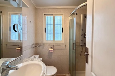 Apartament w Torrevieja, Alicante, Hiszpania 1 sypialnia, 44 mkw. nr 182876 – zdjęcie 11