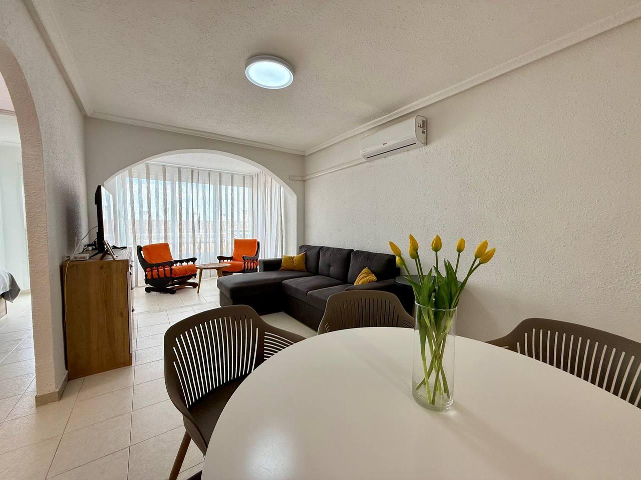 Huoneisto Torrevieja, Alicante, Espanja 2 makuuhuonetta, 61 m2 No. 182880