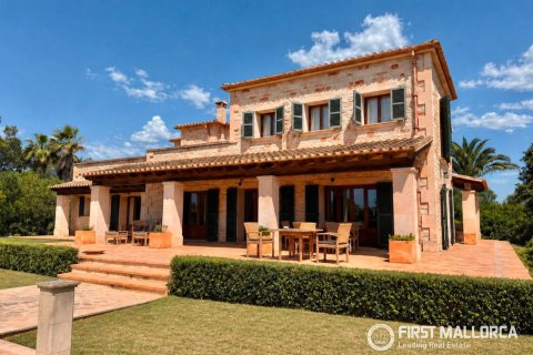 Finca for sale in Ses Salines, Mallorca, Spain 3 bedrooms, 475 sq.m. No. 182113 - photo 17